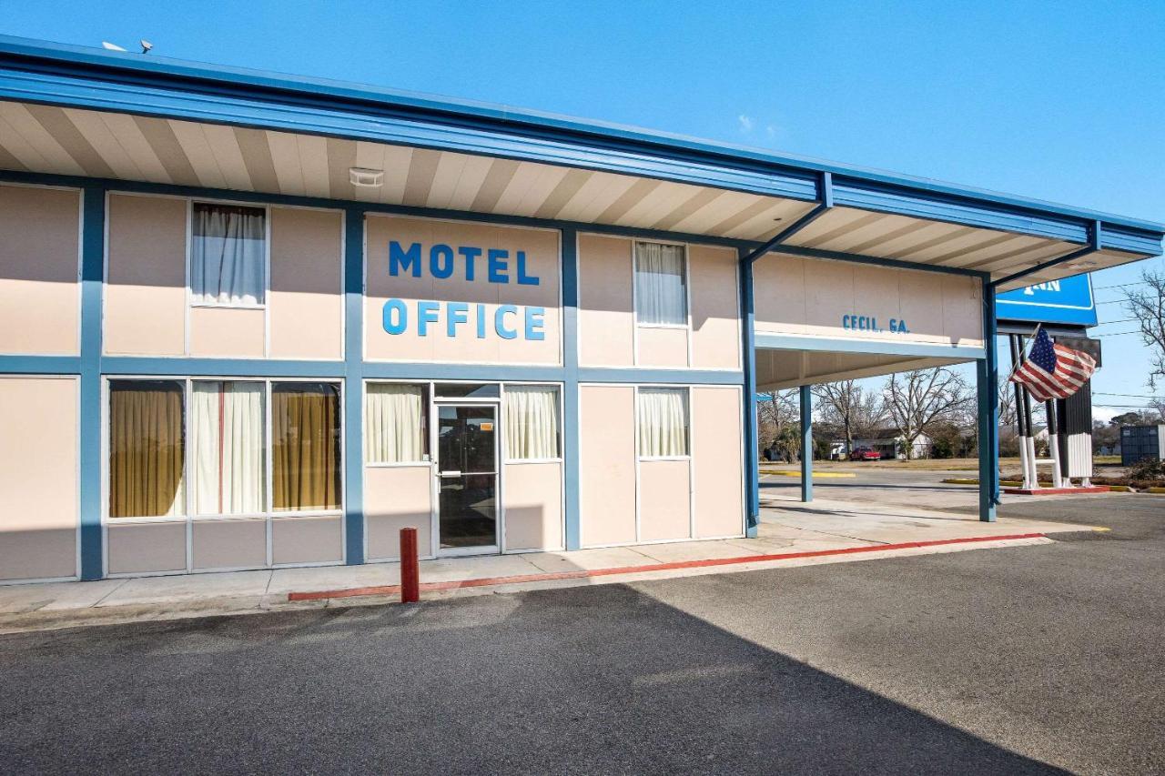 Rodeway Inn Hahira Buitenkant foto